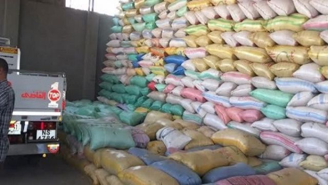 وزارة التموين ضبط 264 طن أرز شعير بقصد حجبها عن الأسواق