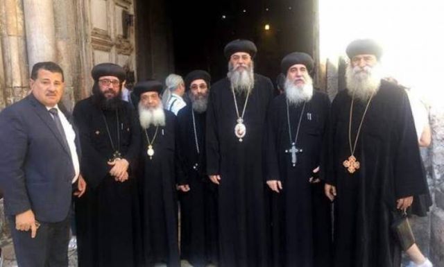 وفد الكنيسة الأرثوذكسية يصل إلى القدس لمتابعة مشكلة دير السلطان