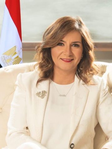 وزيرة الهجرة تتواصل مع عدد من المصريين المقيمين بالمملكة العربية السعودية