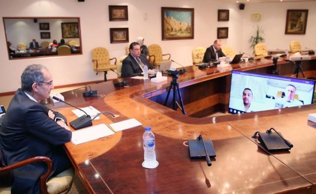 وزير الاتصالات يلتقي بأعضاء أول بعثة افتراضية من ألمانيا لمصر