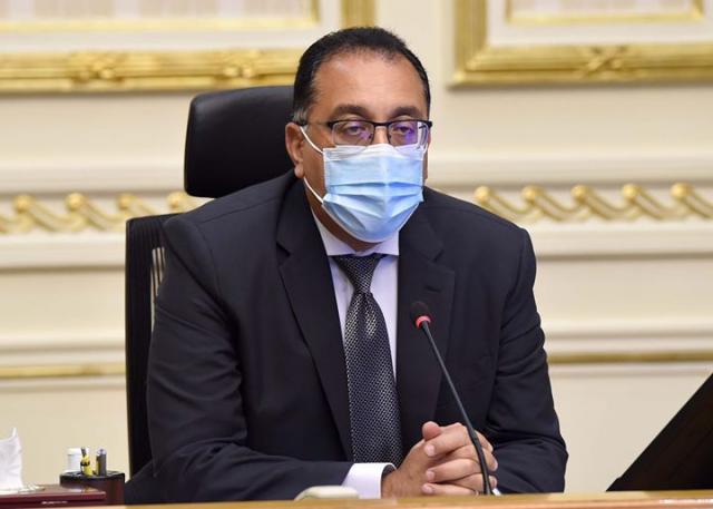 رئيس الوزراء يستعرض تقريراً بشأن موقف توفير أدوية بروتوكولات علاج فيروس ”كورونا” عن شهر يوليو الماضي