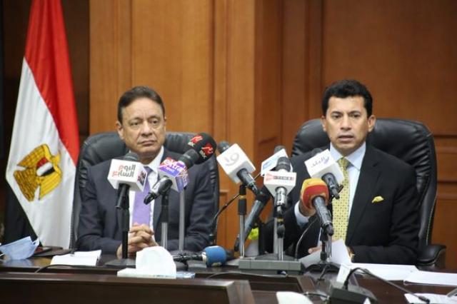 وزير الرياضة يبحث آليات مبادرة ”مصر أولاً لا للتعصب” مع رئيس الأعلى للإعلام