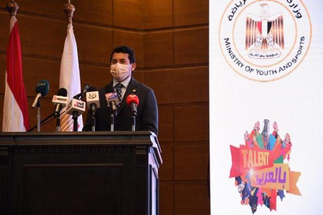 وزير الشباب والرياضة يفتتح مهرجان تالانت بالعربي في نسخته الأولي