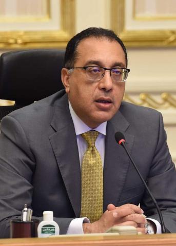 رئيس الوزراء يستعرض تقريراً من وزيرة الثقافة حول الفعاليات والأنشطة الثقافية في محافظتي شمال وجنوب سيناء