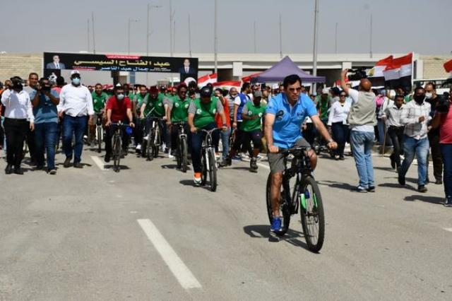 ضمن فعاليات منحة عبد الناصر... وزير الشباب والرياضة يتقدم ماراثون بالمدينة الرياضية بالعاصمة الإدارية