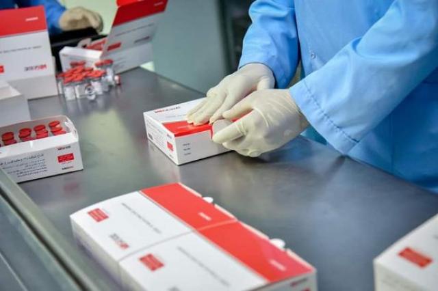 وزيرة الصحة: استلام أول مليون جرعة لقاح (فاكسيرا- سينوفاك) بعد اتمام مراحل الاختبارات.. وتوزيعها على مراكز تلقي لقاح كورونا