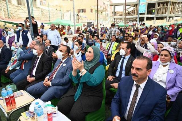 وزيرة التضامن : انتهاء المرحلة الأولى لحملة «بالوعي مصر بتتغير للأفضل» فى أربع محافظات 