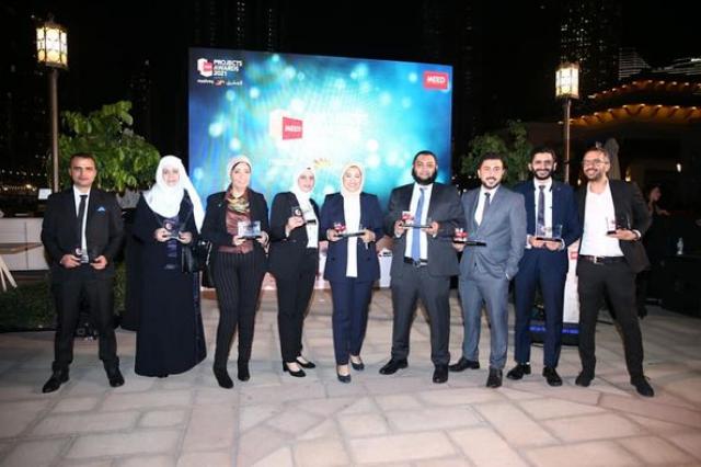 وزير الإسكان يهنىء شركة المقاولون العرب لحصد عدد من الجوائز الجديدة عن مشروعاتها بالداخل والخارج