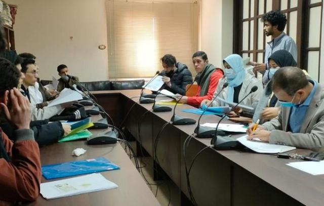 وزارة الهجرة تبدأ تلقي أوراق الطلاب المصريين العائدين من أوكرانيا الراغبين في الدراسة بمصر