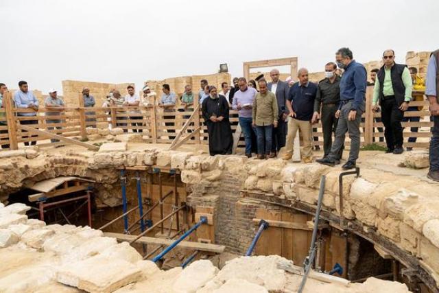 وزير السياحة يتفقد موقع أبو مينا الأثري بعد إنتهاء مشروع خفض منسوب المياه الجوفية به