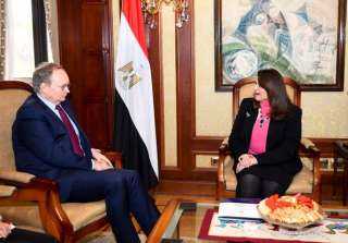 وزيرة الهجرة تستقبل سفير الاتحاد...