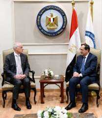 وزير البترول يستقبل السفير الأسترالى...