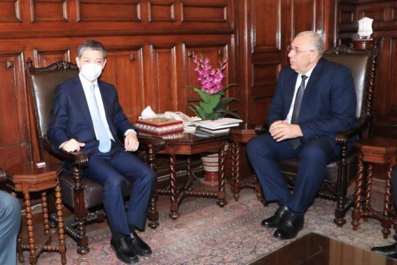 القصير يلتقي بالسفير الصينى بالقاهرة لبحث آفاق التعاون المشترك