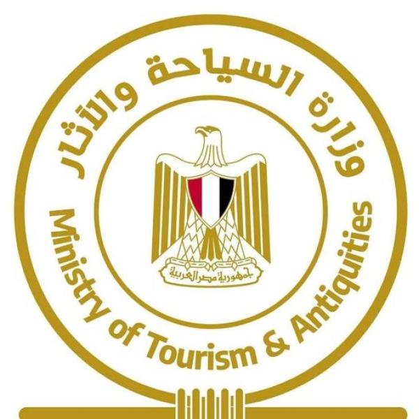 وزير السياحة يتابع مع بعثة الوزارة بالمملكة العربية السعودية للاطمئنان على أحوال حجاج السياحة
