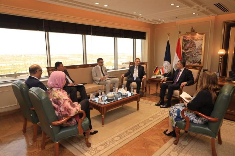وزير السياحة والآثار يستقبل سفير ألمانيا بالقاهرة