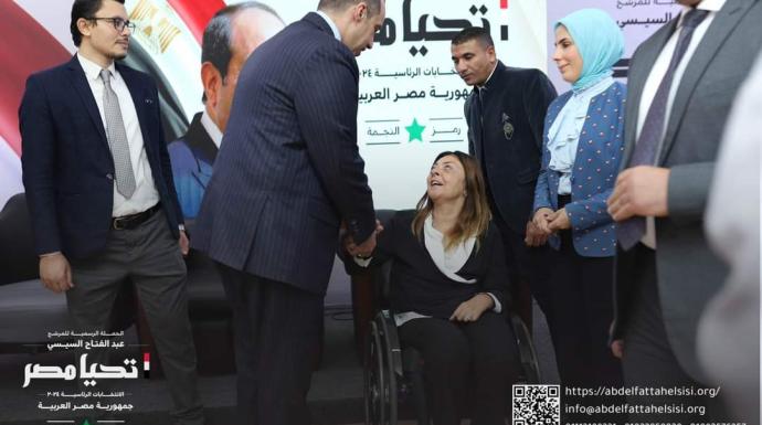 ”حملة السيسي” تستقبل وفداً من ”قادرون باختلاف” بمقرها الرسمي