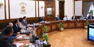 رئيس الوزراء يستعرض مع أحد التحالفات العالمية مقترح إدارة مركز القاهرة الدولي المالي بالعاصمة الإدارية الجديدة