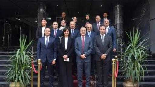 متابعات